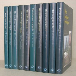 Komplete serie: Het grootste wonder. Uit het leven van ds. M.A. Mieras. / Het krachtigste wapen. Uit het leven van ds. L. Gebraad. / Het kostelijkste sieraad. Uit het leven van Ds. B. Toes. / Het schoonste getuigenis. Uit het leven van Ds. W.H. Blaak. / Het wonderlijkste wonder. Uit het leven van Ds. Joh. van der Poel / Het treffelijkste werk. Uit het leven van Ds. C. Smits. / Het dierbaarste geschenk. Uit het leven van Ds. J. van Prooijen. / Het uitnemendste bevel. Uit het leven van Ds. J. Schinkelshoek. / Het hoogste ambt. Uit het leven van Ds. A.D. Muilwijk. / Het innigste verlangen. Uit het leven van Ds. A. van der Meer.